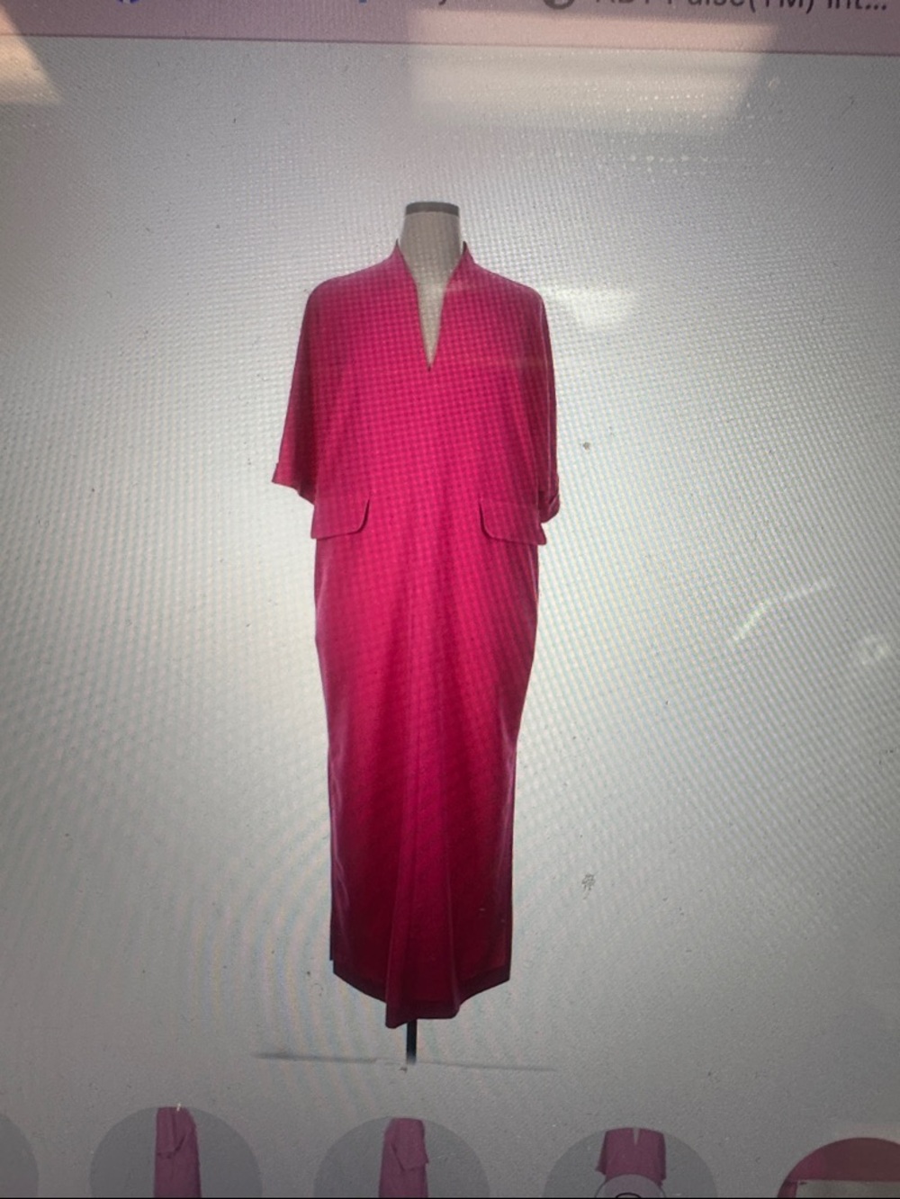 Elegant Fuchsia Maxi Dress with V-Neck